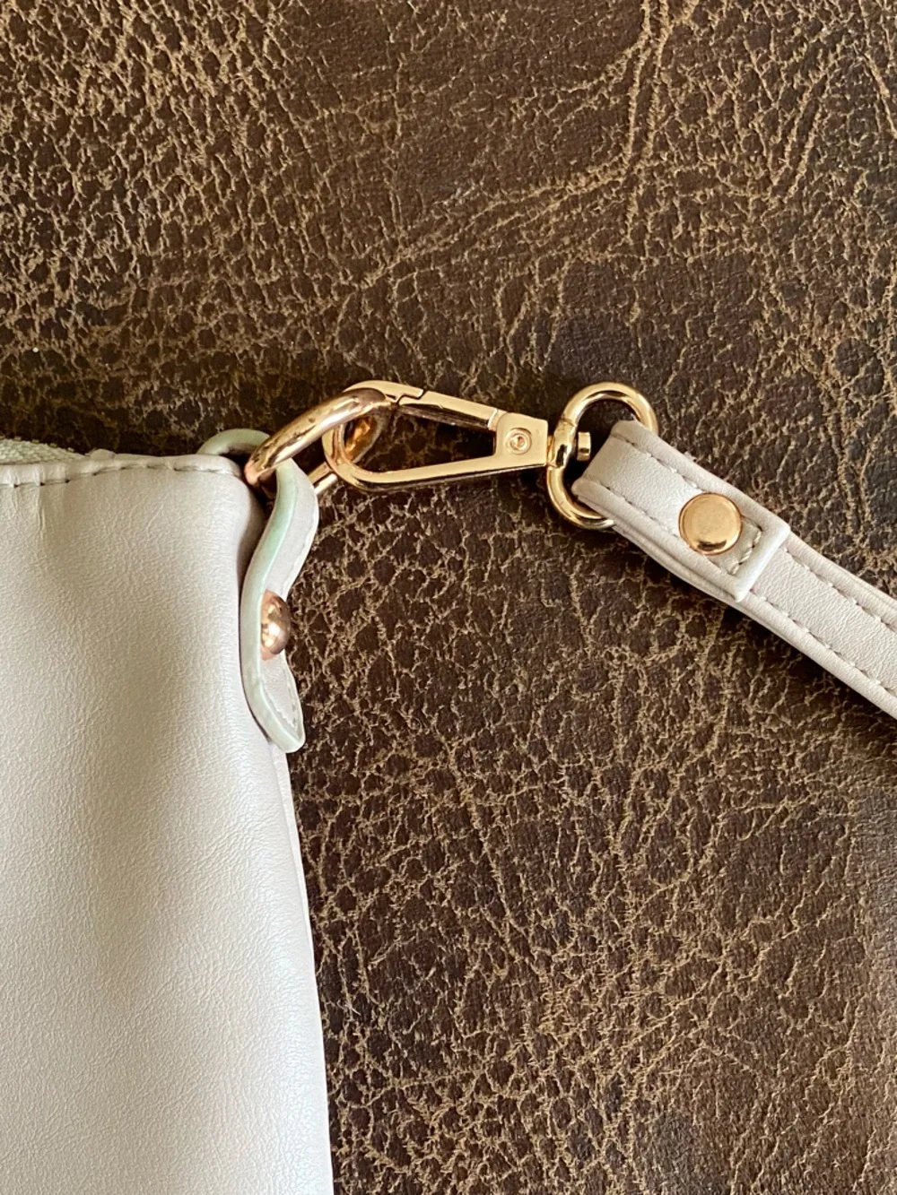 Charming Charlie Dusty Pink PurseWristlet Clutch - Minimalist Travel